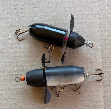 Lot of 7 vintage metal fishing lures, Al Wilson -lane's spark- l- wobbler 